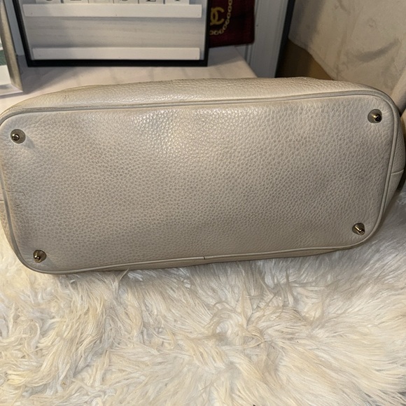 Coach Bone Leather Hampton Tassel Tote GUC - Picture 5 of 10